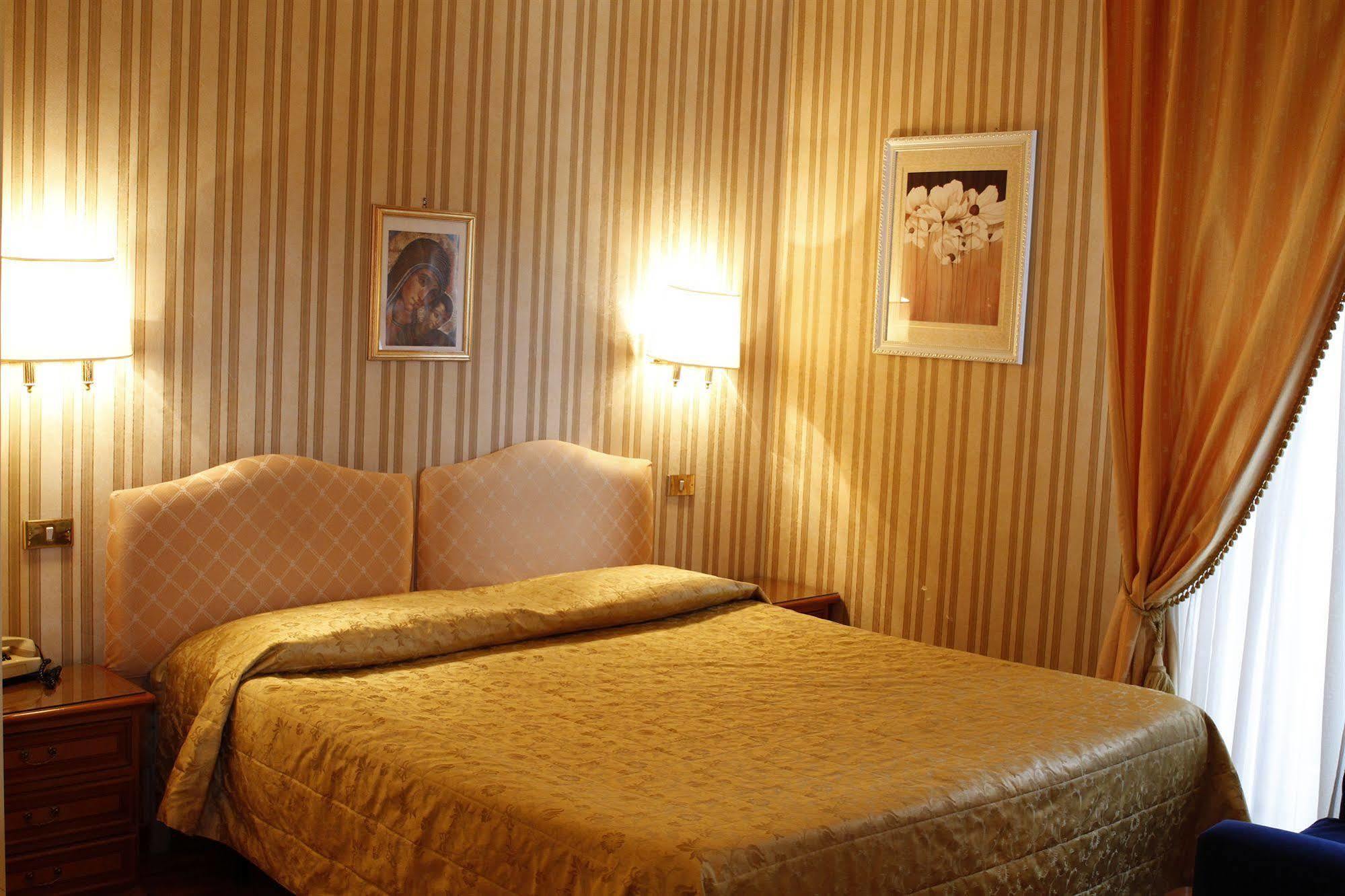 Hotel Viminale Rome Buitenkant foto